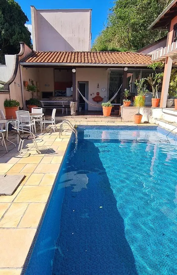 Hostel Oktoberfest Casa Laranja Blumenau