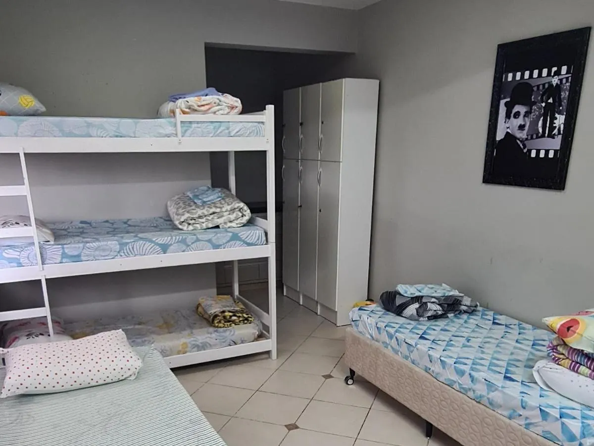 Hostel Oktoberfest Casa Laranja Blumenau